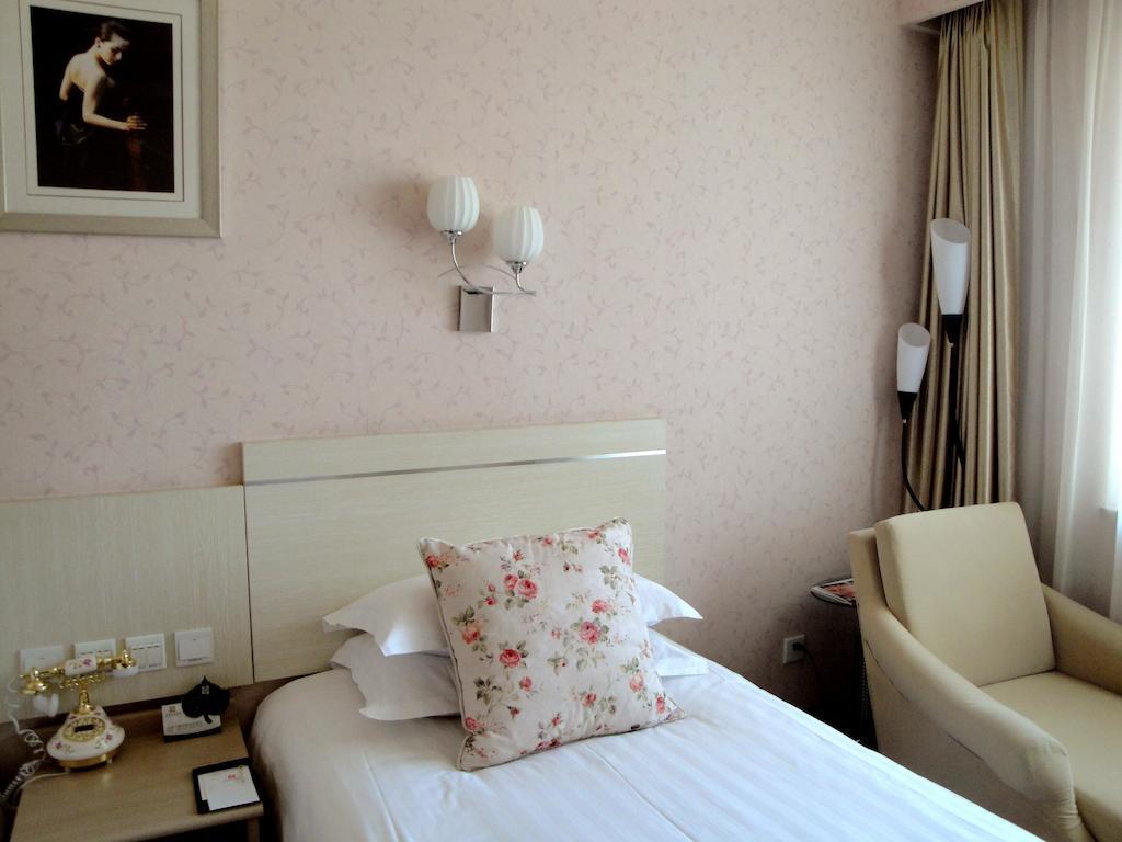 Overseas Chinese International Hotel Qingdao Zewnętrze zdjęcie
