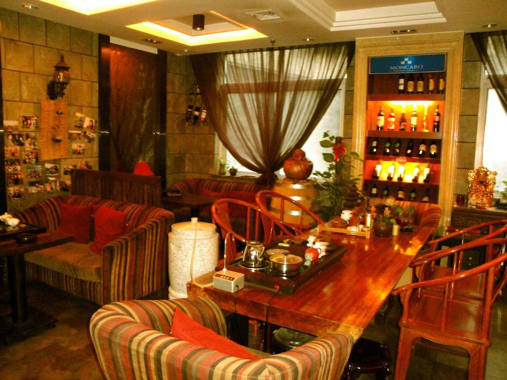 Overseas Chinese International Hotel Qingdao Zewnętrze zdjęcie