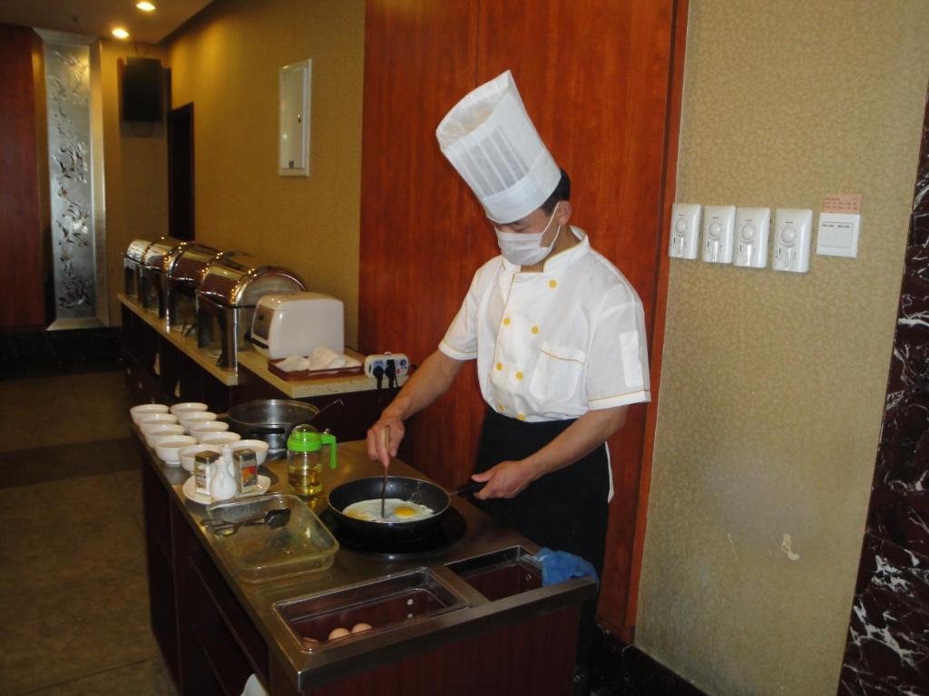 Overseas Chinese International Hotel Qingdao Zewnętrze zdjęcie