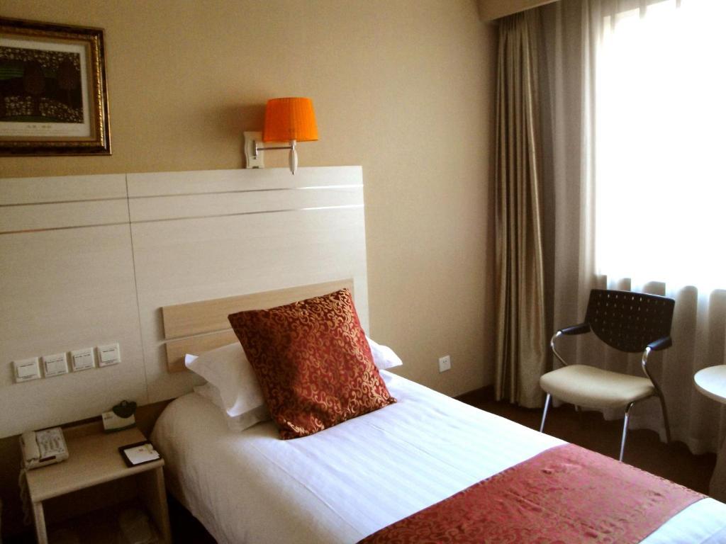 Overseas Chinese International Hotel Qingdao Pokój zdjęcie